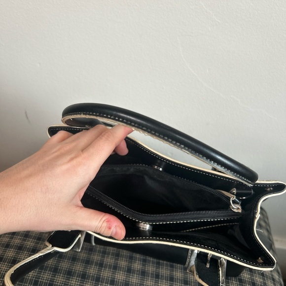 Y2K Black Leather Handbag - Picture 3 of 4